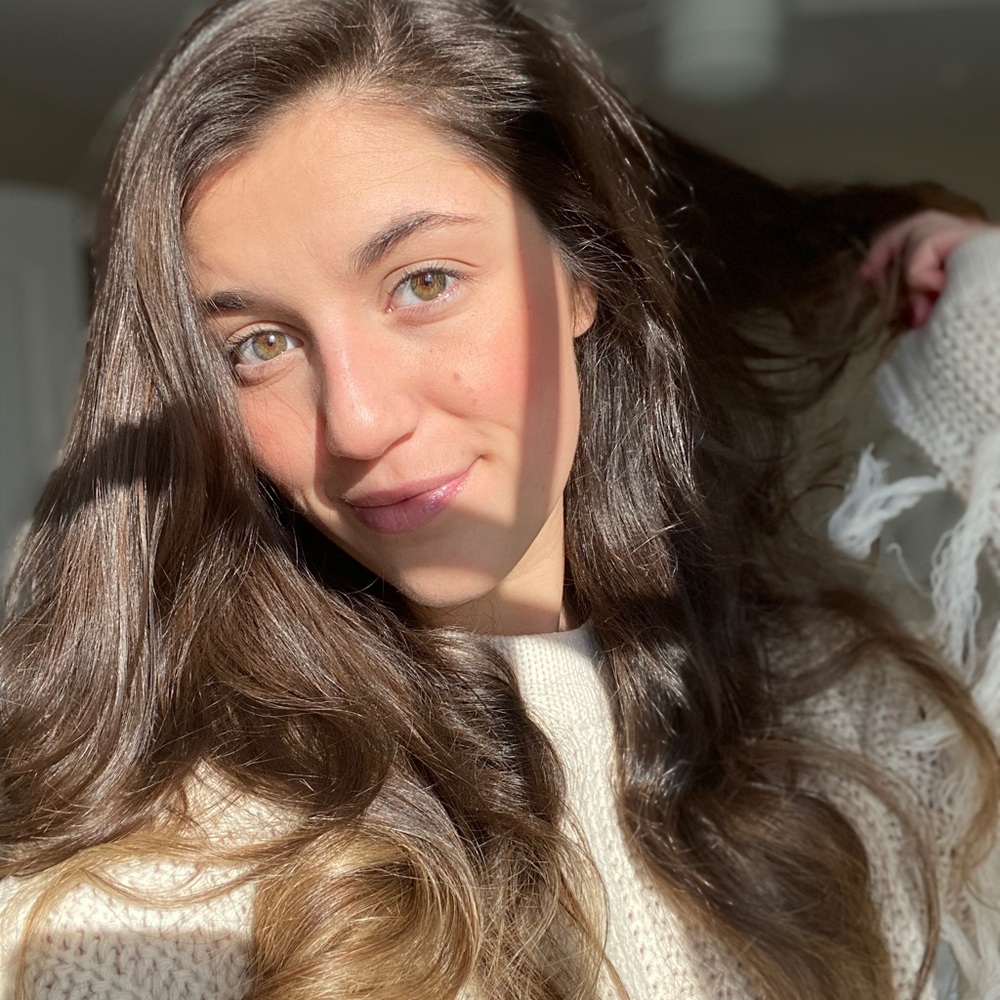 Meet your Posher, Nicole